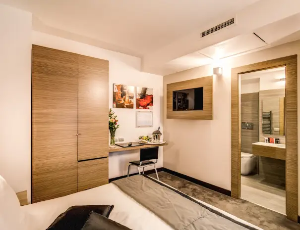 Hotel Trevi - Camera Standard Interna (5)