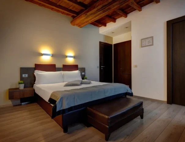 HotelTrevi_doppiaSuperior_cop