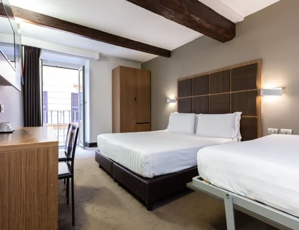 HotelTrevi_quadruplaStandard_7