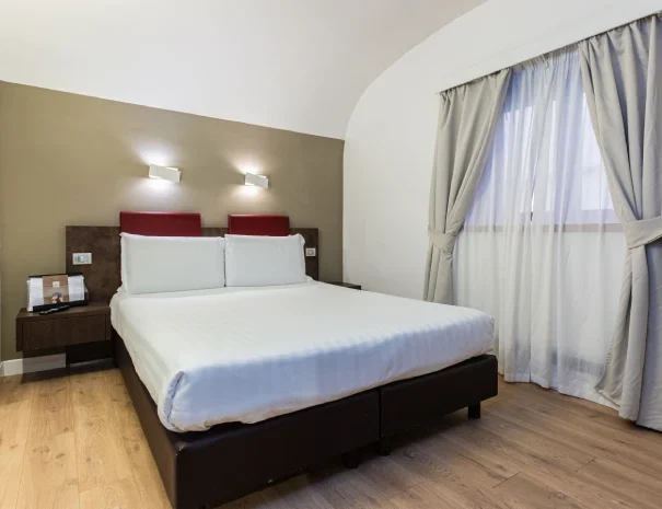 HotelTrevi_triplaStandard_7